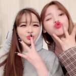 Park Bom Instagram - 우리 승희 나의 흑기사~~😍❤️ 퀸덤 보시면 알아요~~😍 watch Queendom and you’ll know #2ne1 @dnation_official #dnation #디네이션 #박봄 #parkbom #bompark #ぼム #朴春‎#بارك_بوم##오마이걸승희#오마이걸#queendom