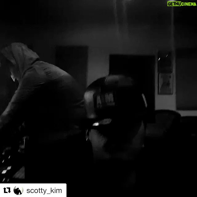 Park Bom Instagram - Introducin~~My best friend & D-nation BO$$ @scotty_kim #dnation #박봄 #2ne1 #parkbom #ぼム #朴春 #بارك_بوم##bompark #디네이션 @dnation_official @scotty_kim