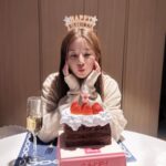 Park Cho-rong Instagram - 🎂❤️ @makeup_soonsoo