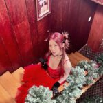 Park Cho-rong Instagram - 🎄🍷🎁