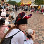 Park Cho-rong Instagram - I feel like I‘ve returned to my innocence of childhood 🏰