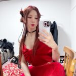 Park Cho-rong Instagram - 🎄🍷🎁