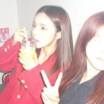 Park Jin-joo Instagram - 3개월 만에 올리는 피드 📸🤳 사진 계속 안 올리면 이젠 진짜 누군가에게 꿀밤 맞고 앞으로 나 아무도 사진 안 찍어 줄 거 같아서 올리는 거 아니고 폭염이지만 귀여운 마음가짐으로 감사하게 열심히 잘 지내고 있다고 알려드리고 싶고 여러분들께도 항상 감사드리고 언제나 행복하게 귀엽게 시원하게 지내시라고 이야기하고파서🤍