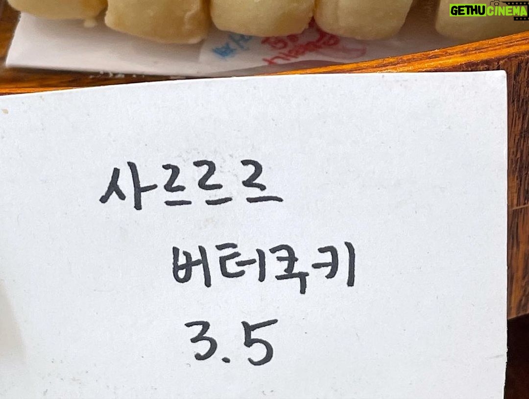 Park Jin-joo - 135.1K Likes - 그 헿🖤