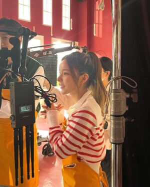 Park Jin-joo Instagram - 한 앵글에 안 잡히는 친절한 광수선배님과 머쓱머쓱🫠