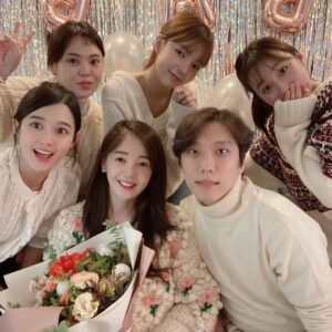 Park Jin-joo Instagram - 말로 표현할 수 없는 감사함👼🏻🌟🤍