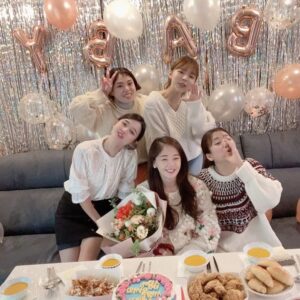 Park Jin-joo Instagram - 말로 표현할 수 없는 감사함👼🏻🌟🤍