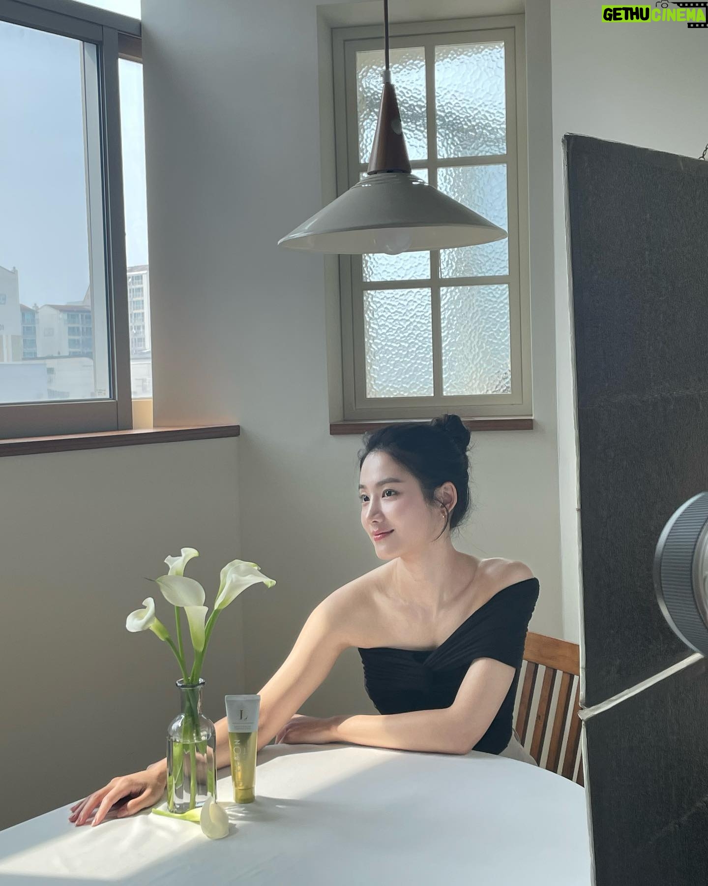 Park Ju-hyun Instagram - 언냐들이 찍어준 #르봉 비하인드 🤍