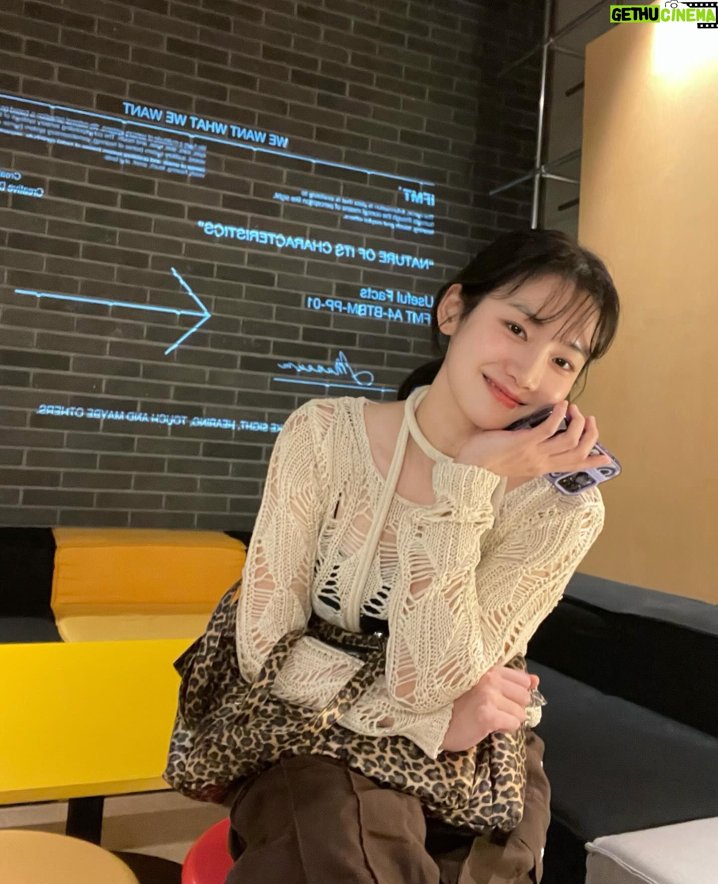 Park Ju-hyun Instagram - 찍는거 좋아하는 사람이랑 놀면 👍🏻