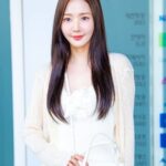 Park Min-young Instagram - 방콕🫧 내일 만나요🤍