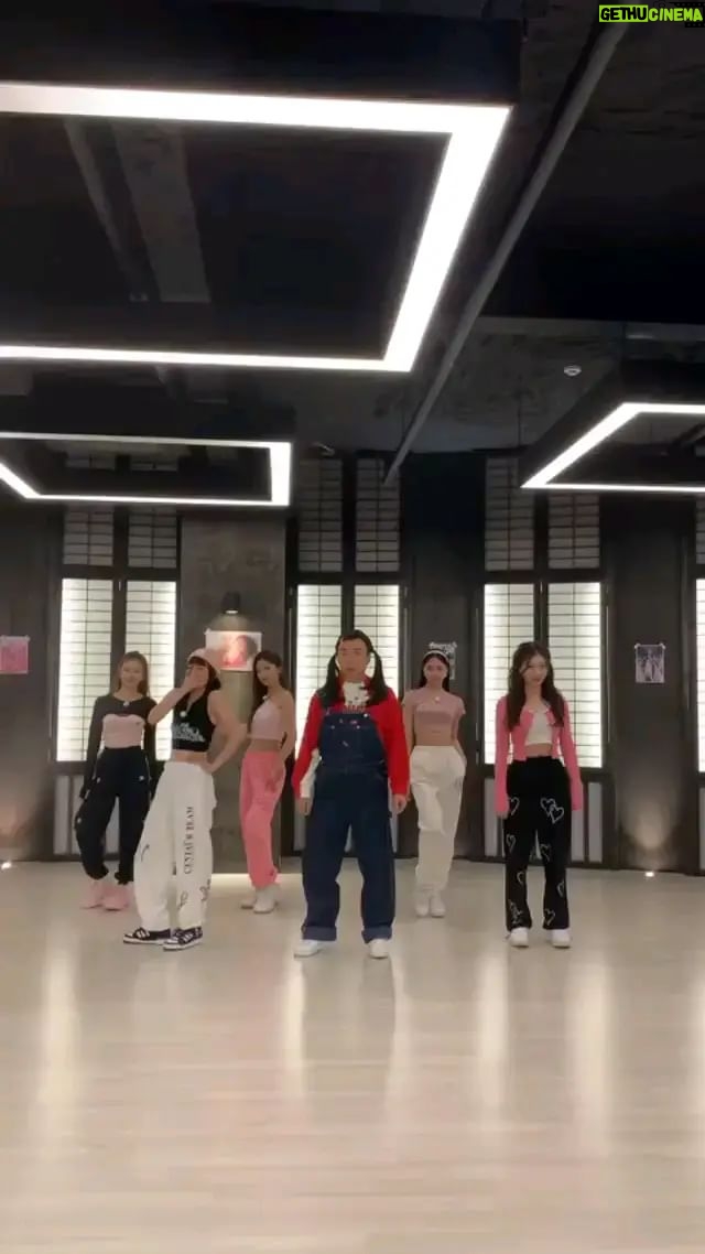 Park Myung-soo - 20.9K Likes - 이번 주 금요일 있지와 함께합니다 걸그룹할명수 많관부
#할명수 #있지 #ITZY