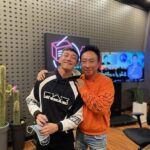 Park Myung-soo Instagram – 유아인이 내라디오에나왔다
넘 매력있는친구 고맙다~
영화대박나길~♡
#유아인 #소리도없이