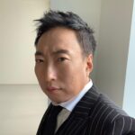 Park Myung-soo Instagram - 오랜만에 슈트빨~