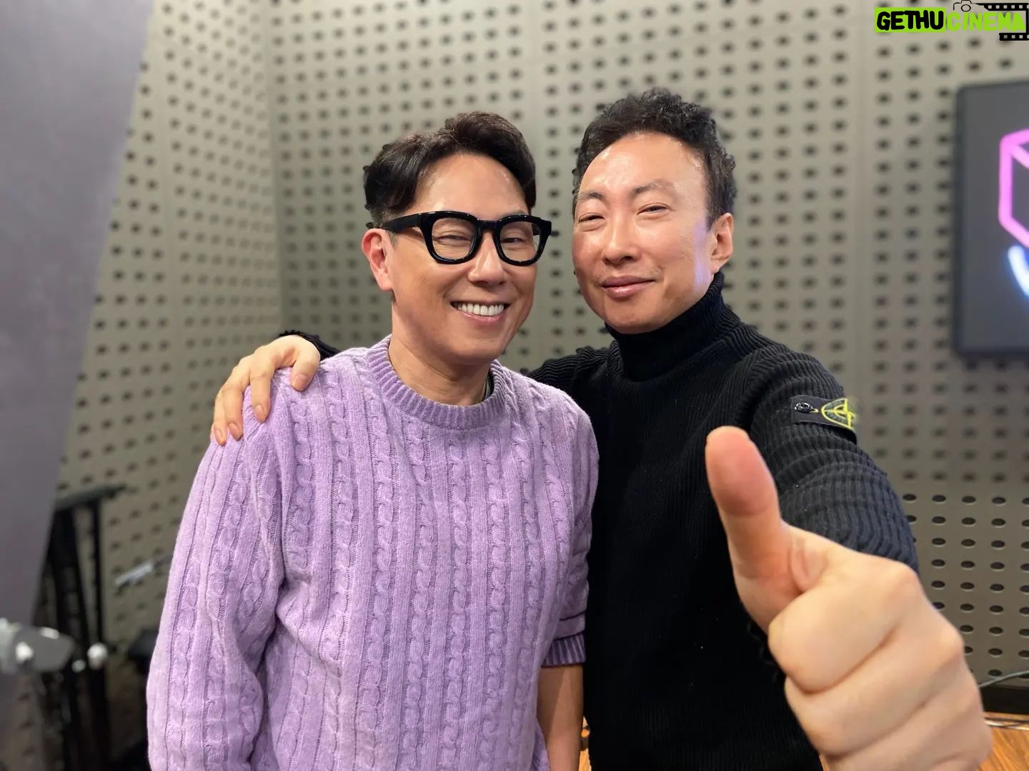 Park Myung-soo Instagram - 오랜만에 종신형 만나서 넘좋다 종신형 이제 언팔하지마^^ #윤종신