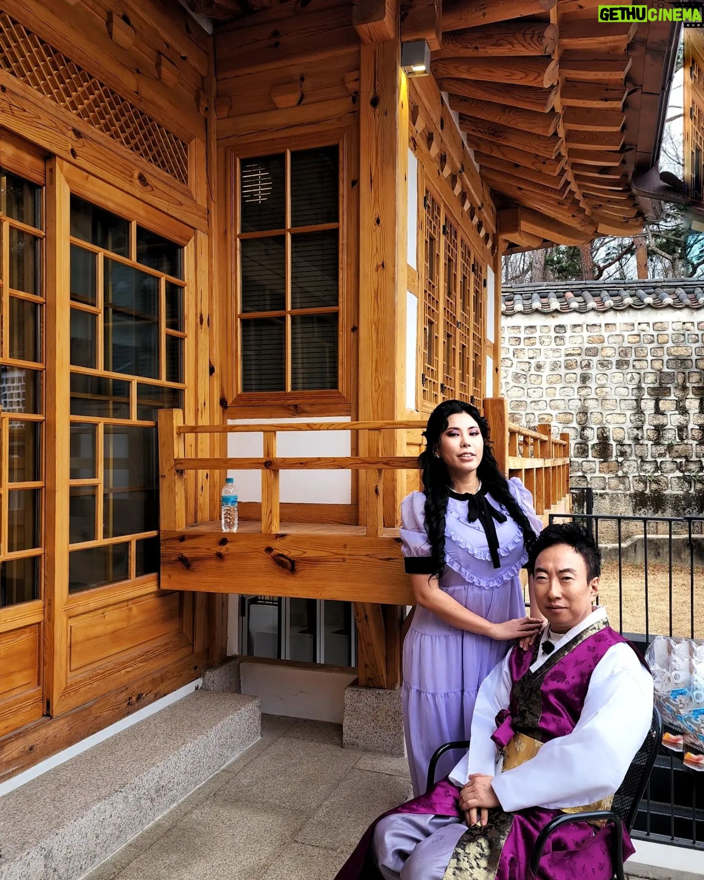Park Myung-soo - 20.2K Likes - 가비랑 우리한옥에서~
28일에 공개합니다.
#가비