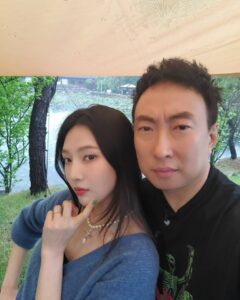 Park Myung-soo Instagram - 조이와 함께하는 사진사 박씨 할명수에서 공개합니다!!!♡♡ #할명수 #조이