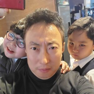Park Myung-soo Instagram - 트롯신동 잠언 도형 귀여워죽겠음
잘자라길~♡