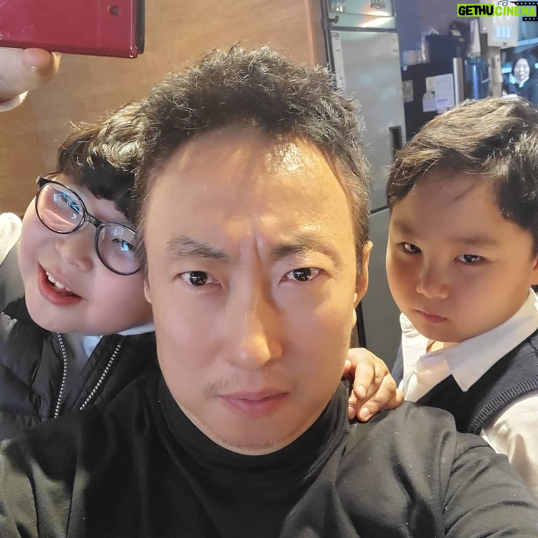Park Myung-soo - 26.8K Likes - 트롯신동 잠언 도형 귀여워죽겠음
잘자라길~♡