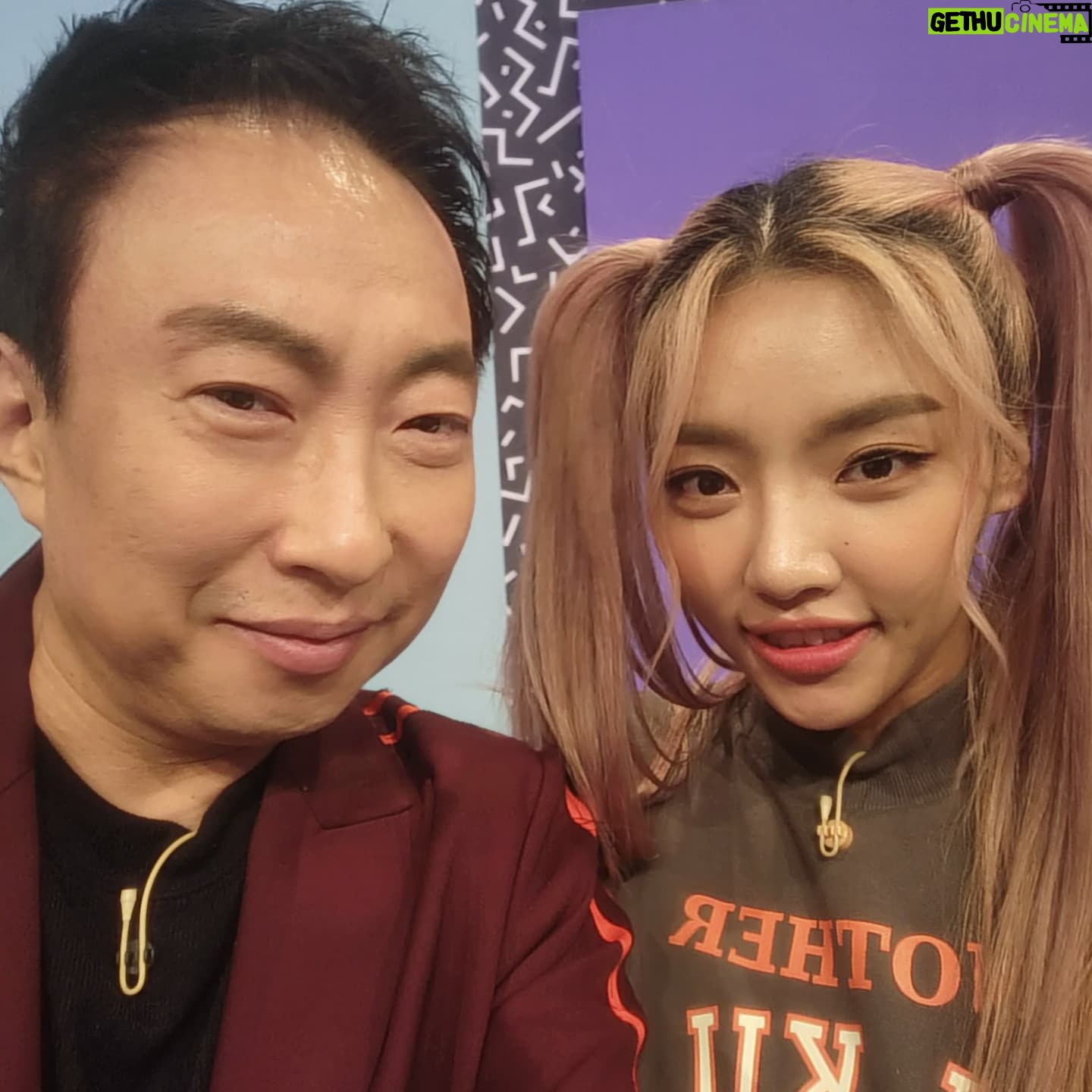 Park Myung-soo - 27K Likes - 스트릿 우먼 파이터 친구들
이들은 미쳤다
내가왜 본방을 못봤는지
녹화내내 난 감동받았다~♡
