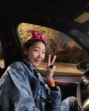 Park Na-rae Instagram - #어젯밤 #여은파 #4월4일4시 #샤샤샤투어 #드라이브스루 #벚꽃놀이 #조지나 #사만다 #마리아
여은파 존잼존잼 햅삐햅삐 사만다 너무 늦어늦어 화나화나