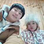 Park Na-rae Instagram – #나래기 #그날의추억 #기안84 #박나래 #텐트친구 #텐트야고맙다 #올해신인상 #텐트놈 #나혼자산다 오빠 발 까매졌을까봐 걱정했어유.. 술 안마셨는대 얼굴이 빨감..
어서와 이런 텐트는 처음이지