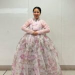 Park Na-rae Instagram - 햅삐햅삐한 추석되세요~~ 오늘밤 나혼자산다에서 풍성한 한가위 느끼시길.. 추석맞이 벌크업중