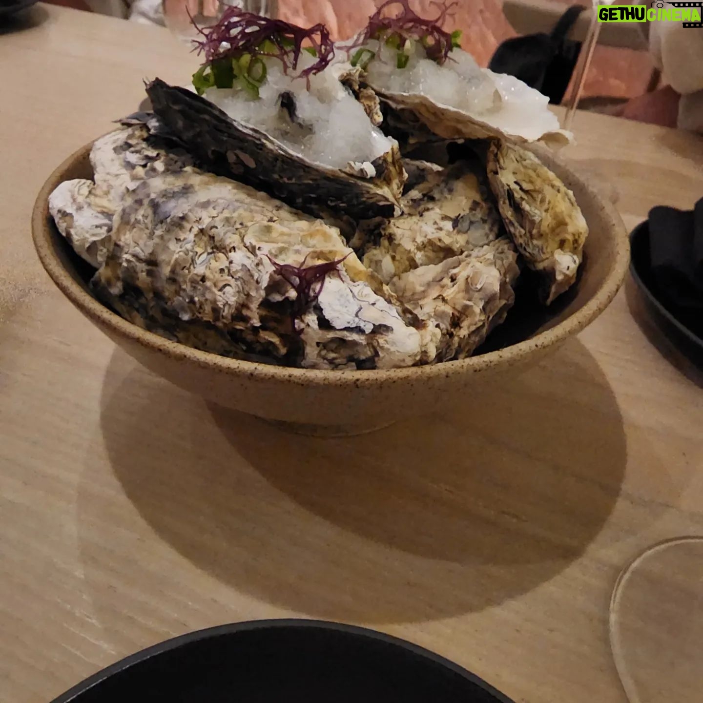 Park Na-rae Instagram - #온6점5 김치 그리고 와인.. 맛집..살찜...다시 재니 좀빠짐..붓기였음..