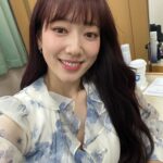 Park Shin-hye Instagram - 昨日、🫶🏼