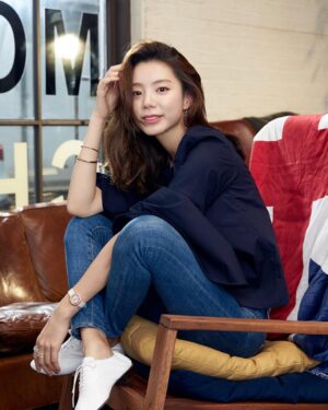 Park Soo-jin Instagram - 자연스럽게 레이어링♡

#PiagetPossession
#Piaget
#MyTurn
#피아제포제션
#피아제