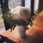 Park Soo-jin Instagram - 좋은하루보내세요♡ #꽃#활짝#centercoffee