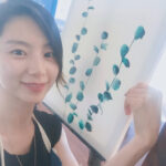 Park Soo-jin Instagram - 내 힐링타임 마이팔레트♡ #마이팔레트#카페에서#그림그리고#차마시는#신개념#아트클래스#유칼립투스#마누테라스#썽은태교중