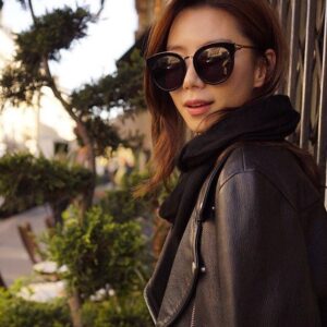 Park Soo-jin Instagram - 끄적끄적♡

#굳모닝#파리#추억