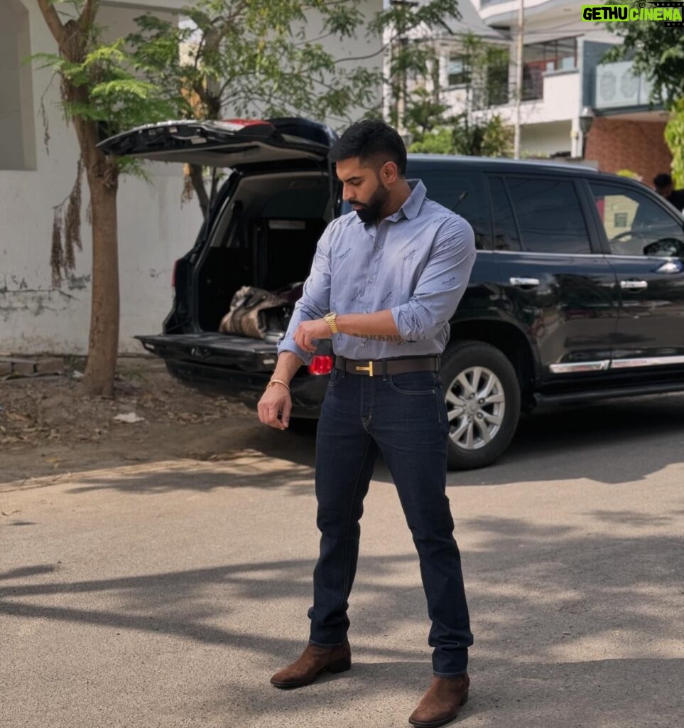 Parmish Verma Instagram - I’m a Toyota guy don’t like Ford, Unless it’s Tom.