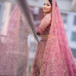 Parsa Evana Instagram - Every bride is star of the show .. Makeover @siera.salon Wearing @anzara.official