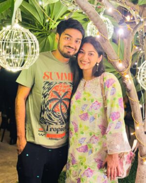 Parsa Evana Instagram - Whenever we get together it’s like we’ve never been apart.About last night with them 🤍
