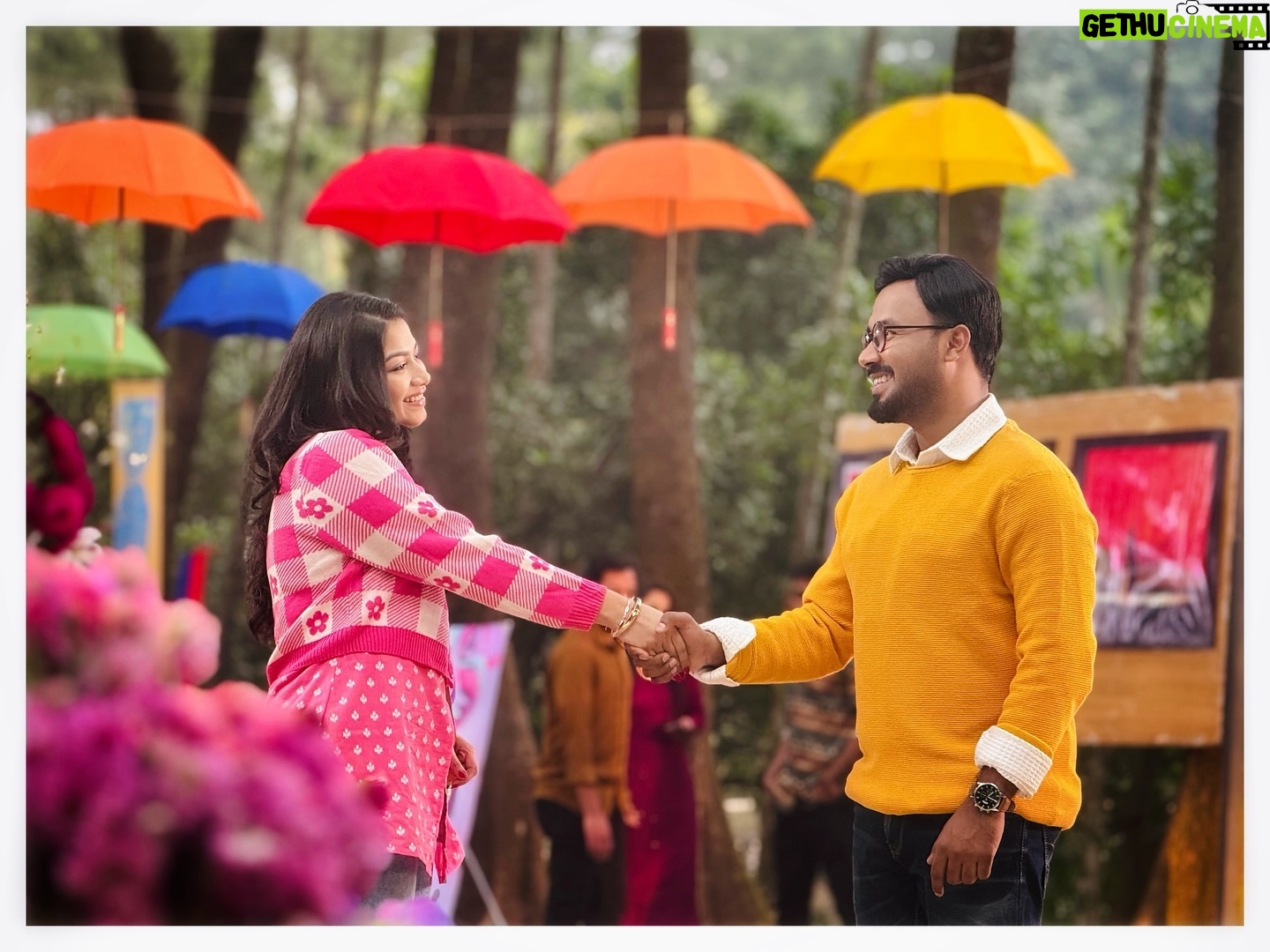 Parsa Evana Instagram - আসছি ভালোবাসার দিনে ভালোবাসার শর্ট ফিল্ম ‘দুঃখিত’ নিয়ে। Directed By @kajalarefinome দেখতে চোখ রাখুন Bongo-তে। #LoveStories #দুঃখিত #KajalArefinOme #ZiaulHoquePolash #ParsaEvana #BongoBd #BoomFilms