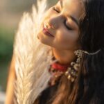 Parsa Evana Instagram – কাজল চোখের মেয়ে
আমার দিবস কাটে, বিবশ হয়ে
তোমার চোখে চেয়ে।

Coming soon ❤️
📸 Omar Farukh Titu