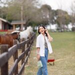 Patcharasri Benjamas Instagram - UV ไม่ดีต่อตา แต่ถ้า U มองมา มันดีต่อใจ