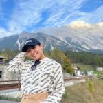 Patcharasri Benjamas Instagram - เดินป่า เดินเขา สู้เดินกับเราไม่ได้หรอก #KalamareItaly