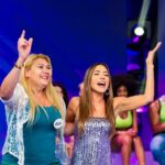 Patrícia Abravanel Instagram - Chegamos pra levar alegria e diversão pra você e sua família!!! #ProgramaSilvioSantos 📸 @gabrielcardosofoto
