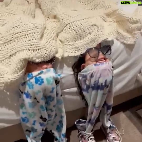Patrícia Abravanel Instagram - 🤣🤣🤣🤣 rindo até 2045 (OBS.: A risada não era minha! É verdade esse bilhete)