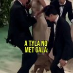 Patrícia Abravanel Instagram – Eu bem que tentei, acho que faltou o vestido de areia da @tyla ou o @jeffersoncandido82 precisava de mais uma mãozinha 😅

📽 @gabrielcardosofoto