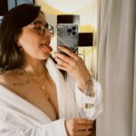 Patrícia dos Reis Instagram – #tbt do dia que eu tava sendo bem patricinha 🥂😛