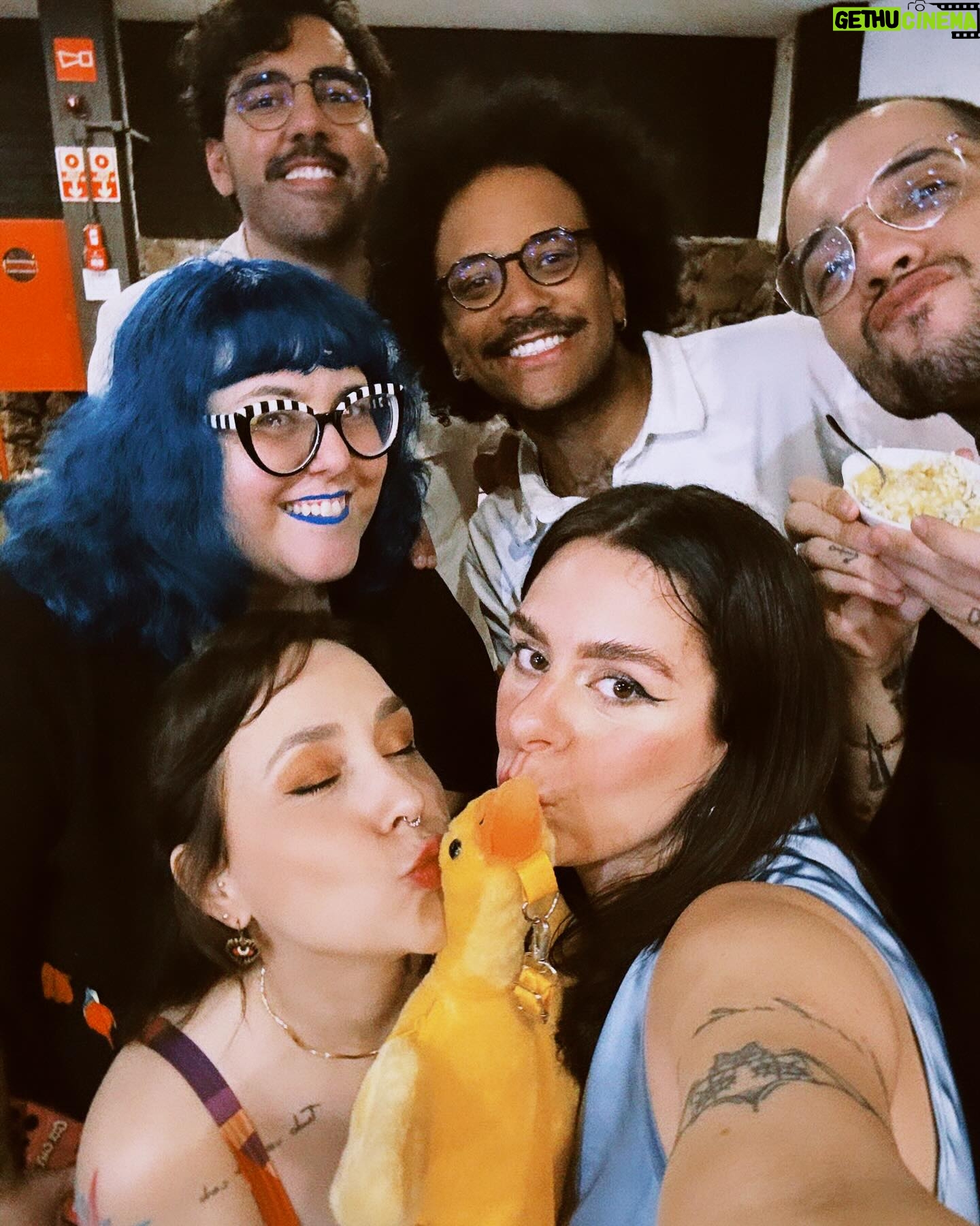 Patrícia dos Reis - 11.3K Likes - 📸 asfotosdafestaficaramotimas.jpg
@carolmoreira3 e @beto.caliman que vcs sigam sendo mto felizes migos ❤️❤️
#carolebeto