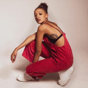 Patricia Allison Instagram - < The LoW EnD TheOry > 📸 @josephsinclair