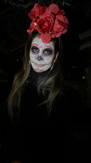 Patricia Manterola Instagram - ¡Recordemos y honremos a los nuestros siempre! 🤍 #diademuertos