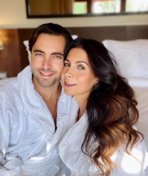 Patricia Manterola Instagram - ❤️ TE AMO, ME AMO, NOS AMO!!! ❤️ Happy Valentines mi amor 🥰 @forrestkolb 😍