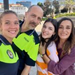 Patricia Montero Instagram – ✌🏻 Se puede decir que el traje de poli me gusta (no es la 1°vez que me lo pongo en ficción)  y Rocío me divierte mucho, pero compartir grabación con esta pandilla supera con creces el uniforme 👮‍♀️ 

Lo que me he podido yo reír en el coche patrullando con este señor @feleman 

Gracias compis por las risas y los ratos!  @raquelguerrero1 @paulagallegoficial #MachosAlfa2

¿Os está gustando la 2° temporada de #MachosAlfa ?

@contubernio_producciones @netflixes