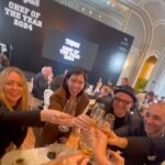 Patricia Montero Instagram - ➡️ Mix #ChefOfTheYear2024 @tapasmagazine @forbes_es 👉🏻 El último video es Patry en estado puro 😂, y aunque anula por completo todo el glamour, creo que aporta la verdad a la que últimamente somos tan fieles 🩵🫶🏼 1. Photocall evento 2. Un 👗 @elisabettafranchi muy 🔝 @replicacomunicacion 3. Mi casi marido @alexadrover y su naturalidad 4. Con @dinhvanparis me siento bella 5. Mesa molona con talento a raudales 🍽️ 6. You&Me 😍 7. Que me pilla el lobo 😂 8. Aunque no te mire, TE VEO 9. MAGIA by @beautybykikecrespo para @saigucosmetics 10. Duelo entre la lavadora y el tendedero 🤦🏼‍♀️🙃