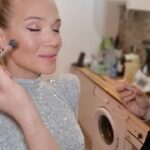 Patricia Montero Instagram - ➡️ Mix #ChefOfTheYear2024 @tapasmagazine @forbes_es 👉🏻 El último video es Patry en estado puro 😂, y aunque anula por completo todo el glamour, creo que aporta la verdad a la que últimamente somos tan fieles 🩵🫶🏼 1. Photocall evento 2. Un 👗 @elisabettafranchi muy 🔝 @replicacomunicacion 3. Mi casi marido @alexadrover y su naturalidad 4. Con @dinhvanparis me siento bella 5. Mesa molona con talento a raudales 🍽️ 6. You&Me 😍 7. Que me pilla el lobo 😂 8. Aunque no te mire, TE VEO 9. MAGIA by @beautybykikecrespo para @saigucosmetics 10. Duelo entre la lavadora y el tendedero 🤦🏼‍♀️🙃